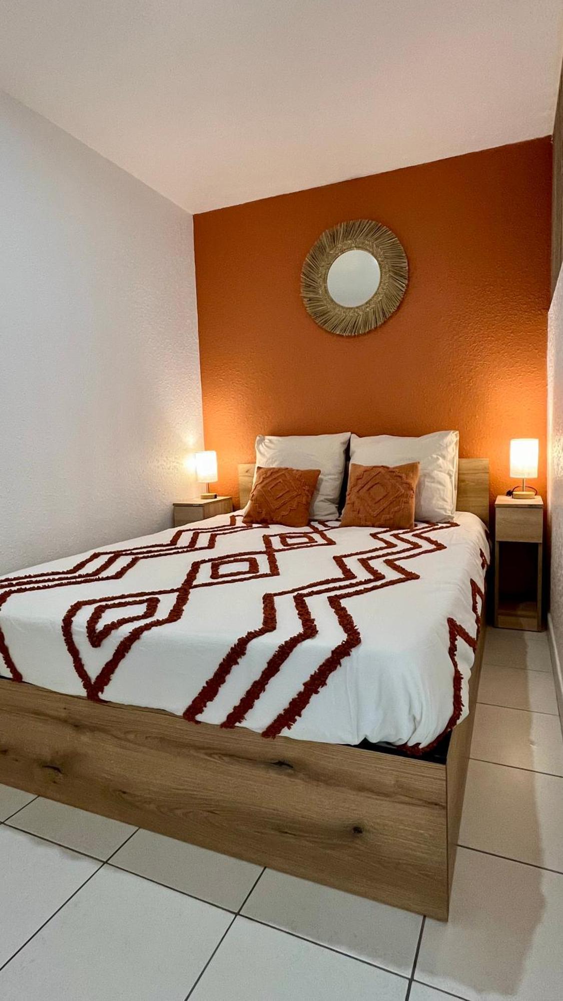 Appart'terracotta - Au Coeur De Apartment Lorgues